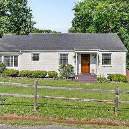 Neighborhood Retreat, Large Yard, Fire Pit Villa Nashville Luaran gambar